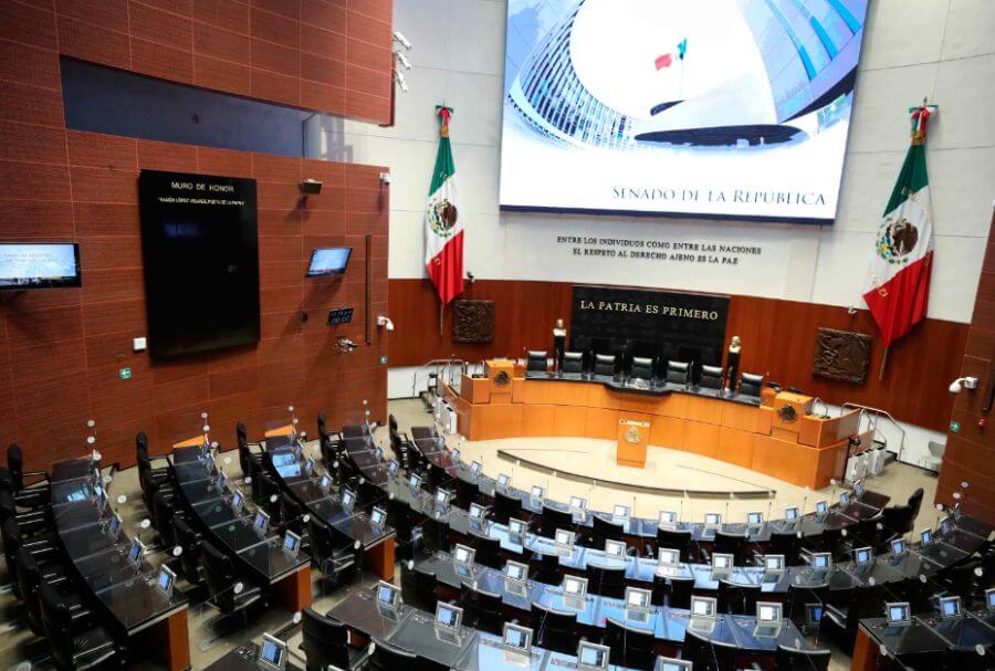 Senadores en México proponen restringir concesión de permisos